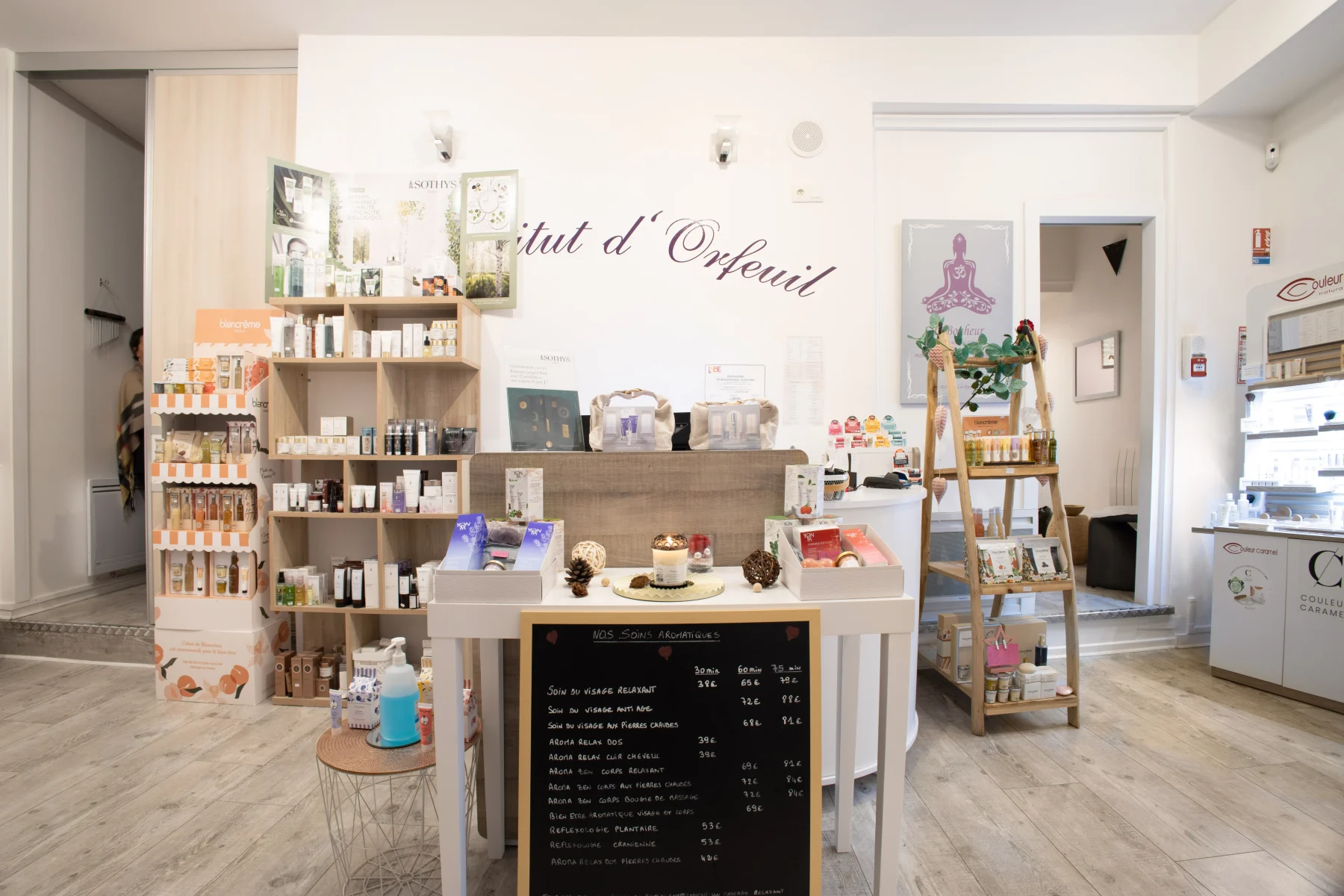 Accueil et boutique de l'institut